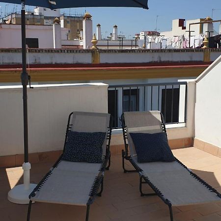 Atico Aire De Triana Lägenhet Sevilla Exteriör bild