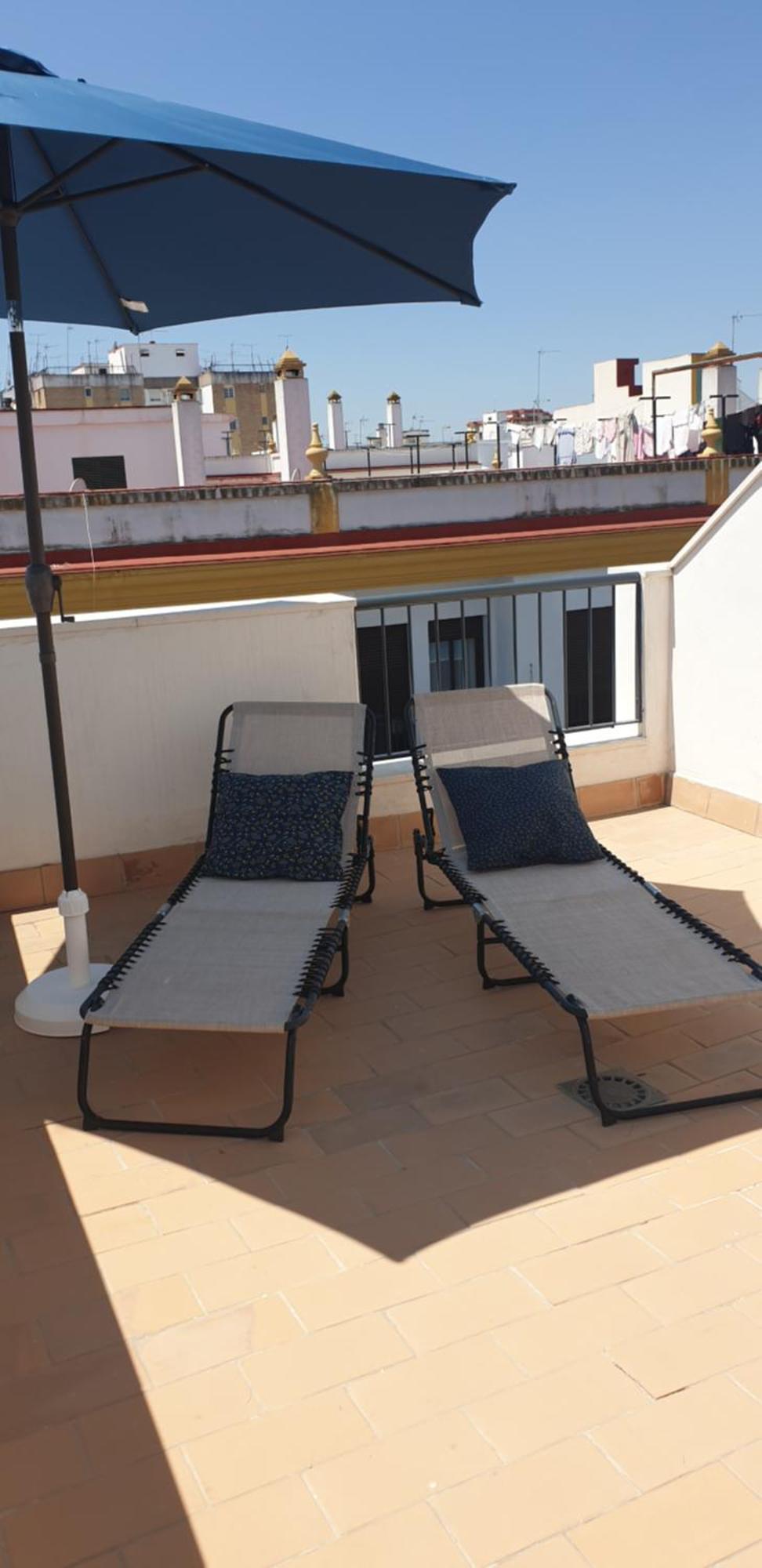 Atico Aire De Triana Lägenhet Sevilla Exteriör bild